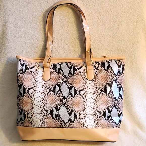 No brand Handbags - NWT Faux Snakeskin Tote . LG Handbag